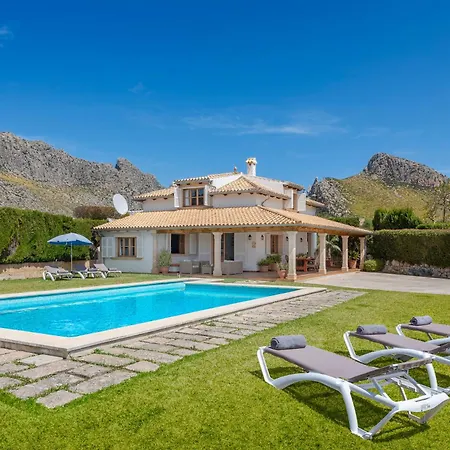 Villa D'arbres - Stunning Mountain Views Port de Pollenca